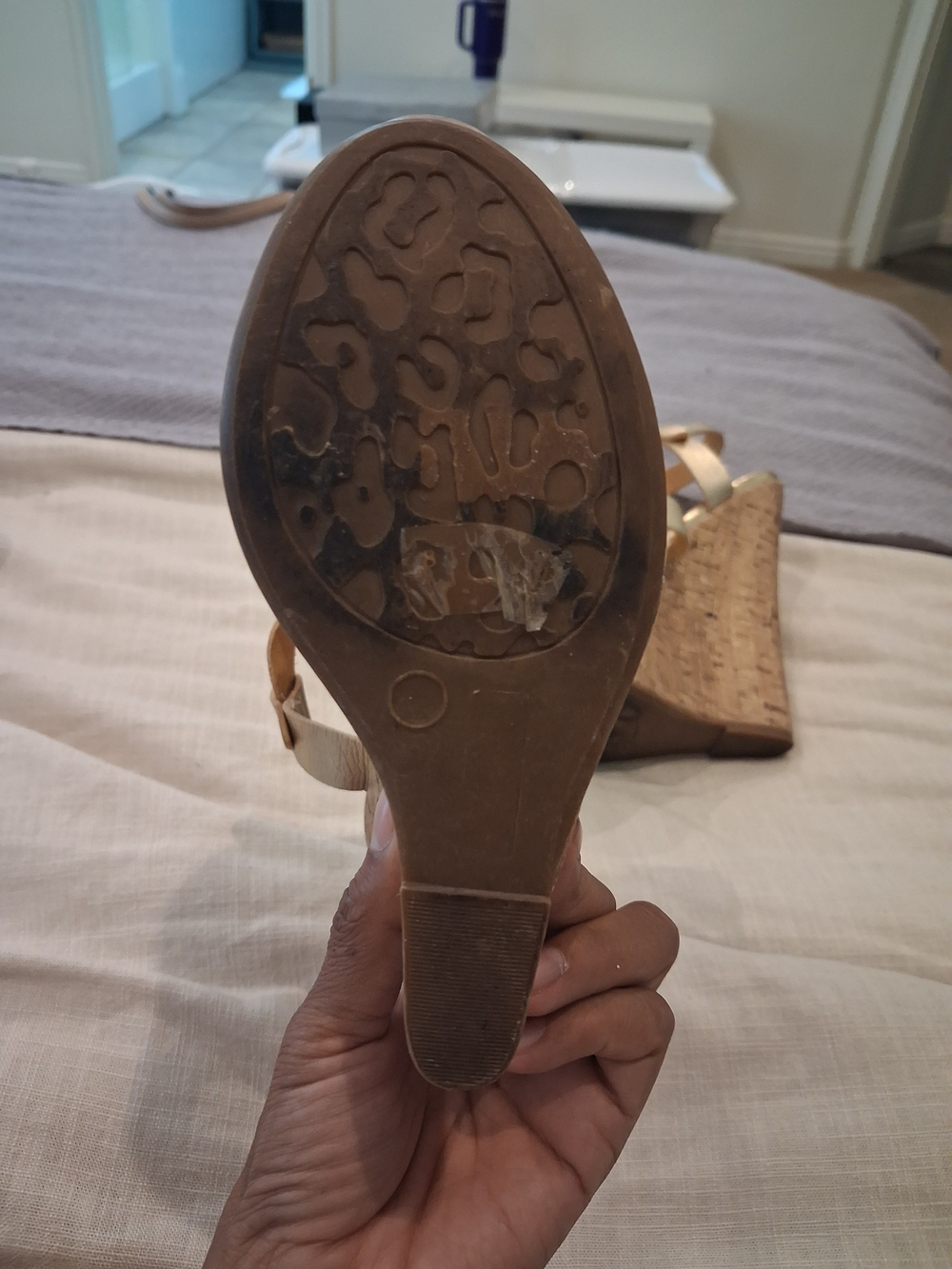 Just Fab Metallic Gold Cork Wedge Sandals - Women Size 8 - Picture 4 of 7